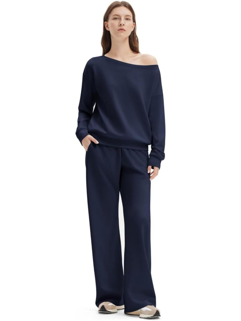 Chic Women's 2-Piece Lounge Set | Off-Shoulder Sweatshirt & Wide Leg Pants